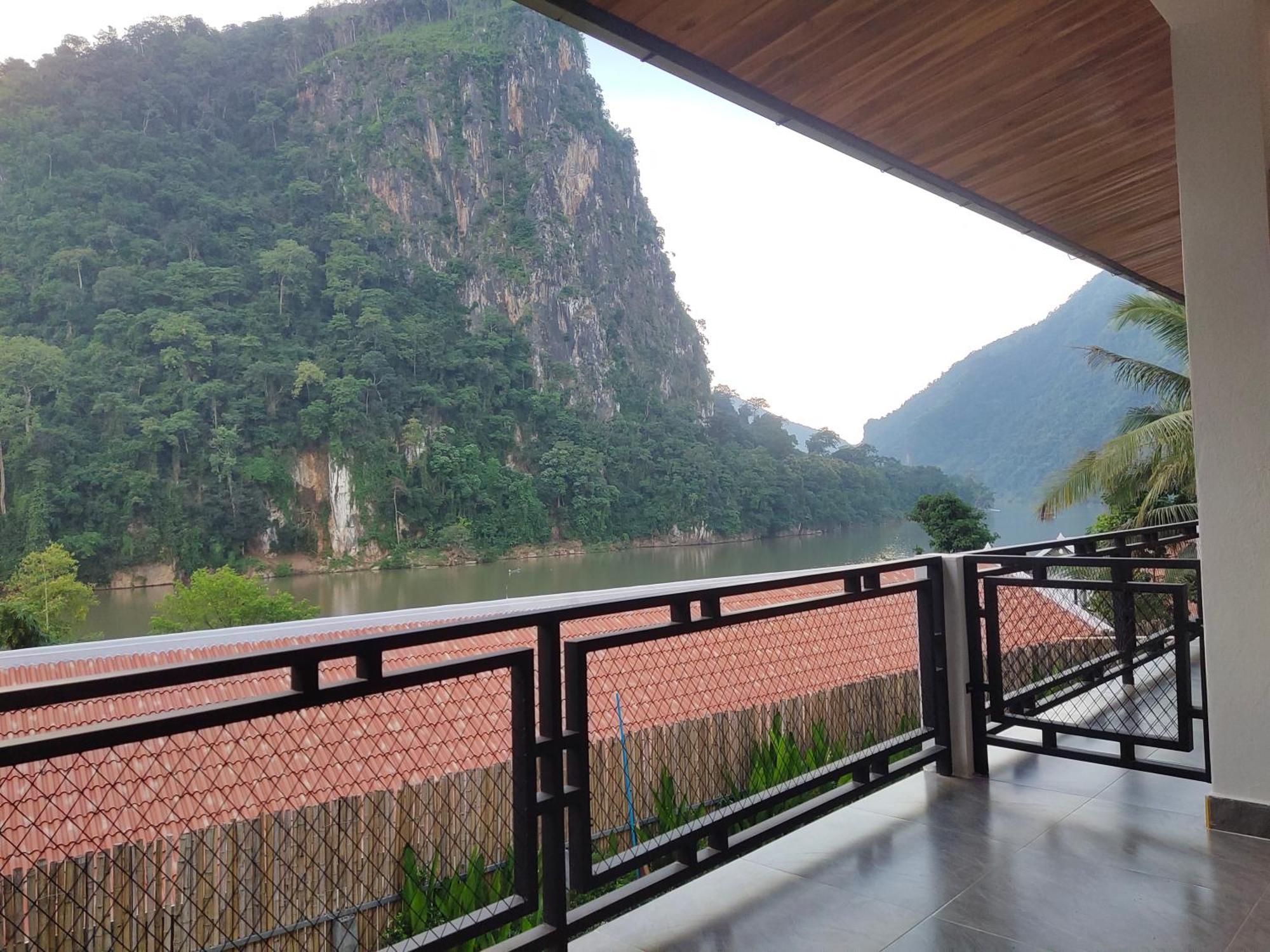 Amanda Boutique Hotel Nong Khiaw ภายนอก รูปภาพ